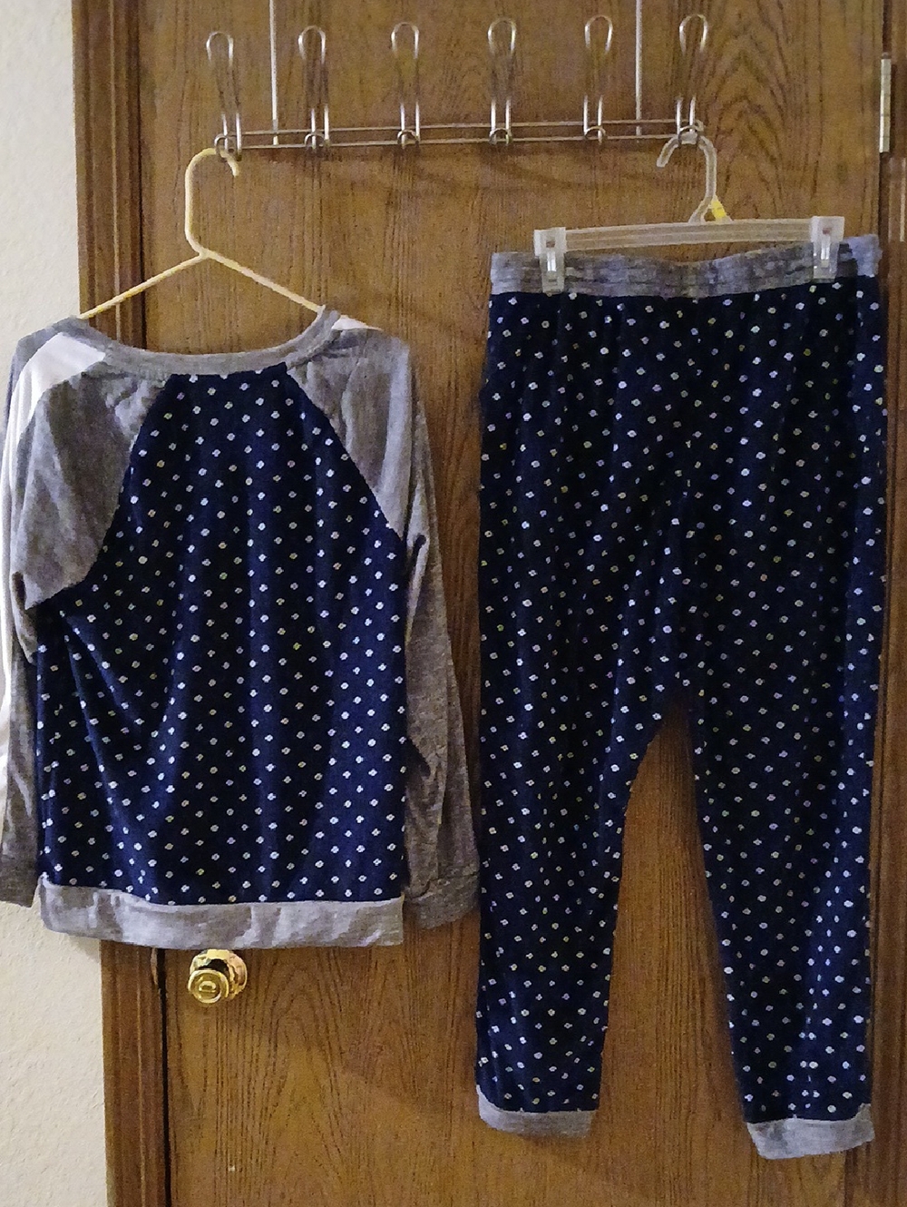 Cuddle Duds Set - Picture 6 of 6
